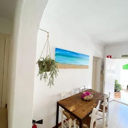 Ca Na Fulla. Agradable Casa Con Jardin Y Piscina. *